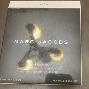 Marc Jacobs Contour powder